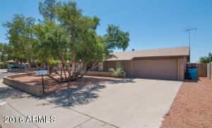 2121 W Maple Dr, Phoenix, AZ 85027 photo 4