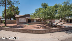 2121 W Maple Dr, Phoenix, AZ 85027 photo 1