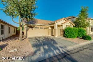 3681 E Orchid Ln, Gilbert, AZ 85296 photo 2