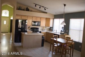 139 S Garnet Rd, Gilbert, AZ 85296 photo 7