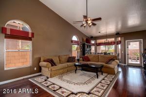 552 N Kingston St, Gilbert, AZ 85233 photo 10