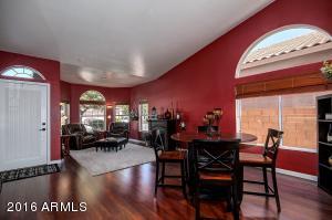 552 N Kingston St, Gilbert, AZ 85233 photo 12