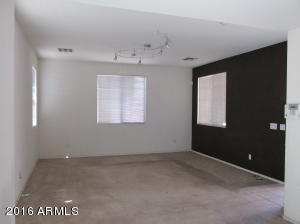 7128 S 7th Ln, Phoenix, AZ 85041 photo 2