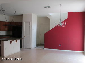 7128 S 7th Ln, Phoenix, AZ 85041 photo 6