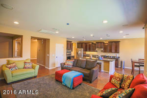 1512 E Kingbird Dr, Gilbert, AZ 85297 photo 3
