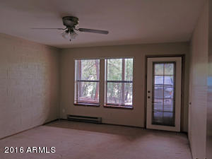 2247 Forest Park Dr, Overgaard, AZ 85933 photo 18