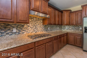 2488 E Blue Spruce Ln, Gilbert, AZ 85298 photo 10