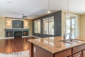 2488 E Blue Spruce Ln, Gilbert, AZ 85298 photo 11