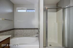 3553 E Sebastian Ln, Gilbert, AZ 85297 photo 23