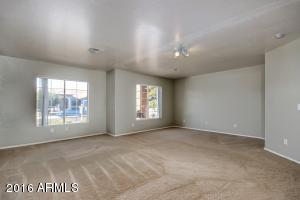 3553 E Sebastian Ln, Gilbert, AZ 85297 photo 7