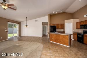 3553 E Sebastian Ln, Gilbert, AZ 85297 photo 9