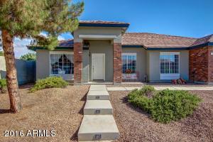 3553 E Sebastian Ln, Gilbert, AZ 85297 photo 2