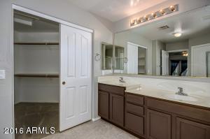 3553 E Sebastian Ln, Gilbert, AZ 85297 photo 24