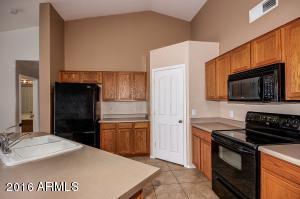 3553 E Sebastian Ln, Gilbert, AZ 85297 photo 14