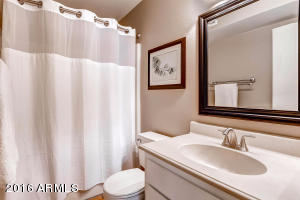 2407 E Manhatton Dr, Tempe, AZ 85282 photo 12