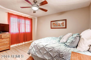 2407 E Manhatton Dr, Tempe, AZ 85282 photo 16