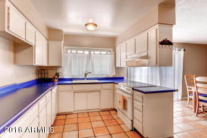2407 E Manhatton Dr, Tempe, AZ 85282 photo 9