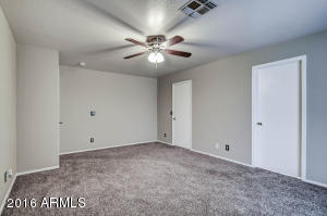 1022 S Wanda Dr, Gilbert, AZ 85296 photo 6