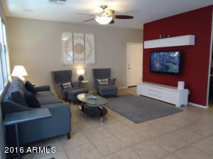 3765 E Kerry Ln, Phoenix, AZ 85050 photo 3