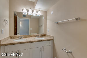 549 E Franklin Ave, Mesa, AZ 85204 photo 11