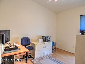 4411 E Desert Wind Dr, Phoenix, AZ 85044 photo 13
