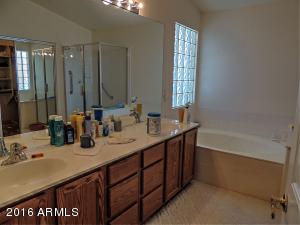 4411 E Desert Wind Dr, Phoenix, AZ 85044 photo 11