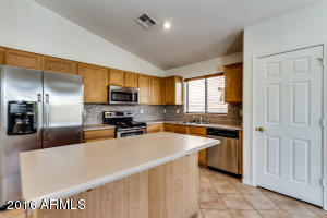 3345 E Warbler Rd, Gilbert, AZ 85297 photo 8