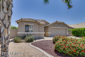 3345 E Warbler Rd, Gilbert, AZ 85297 photo 2