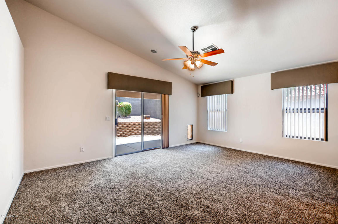 1635 E Desert Ln, Phoenix, AZ 85042 photo 13