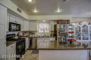 3879 E Stanford Ave, Gilbert, AZ 85234 photo 2