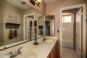 1474 W Devon Dr, Gilbert, AZ 85233 photo 18