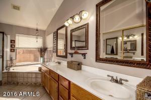 1474 W Devon Dr, Gilbert, AZ 85233 photo 24
