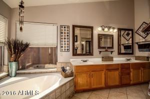 1474 W Devon Dr, Gilbert, AZ 85233 photo 26