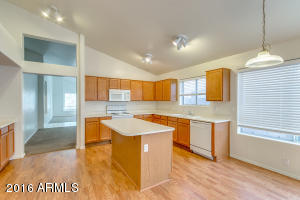 4223 E Bighorn Ave, Phoenix, AZ 85044 photo 9