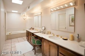 5810 N 25th Pl, Phoenix, AZ 85016 photo 17