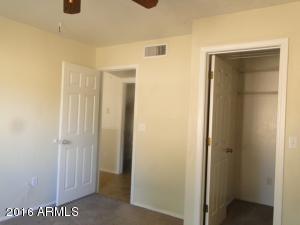 4645 E Towne Ln, Gilbert, AZ 85234 photo 8