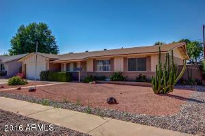 3036 E Shangri La Rd, Phoenix, AZ 85028 photo 1