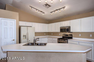 7746 E Peralta Ave, Mesa, AZ 85212 photo 10