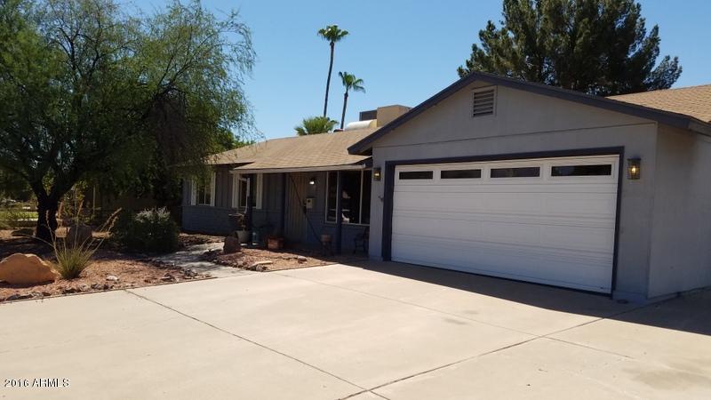 3453 E Laurel Ln, Phoenix, AZ 85028 photo 1