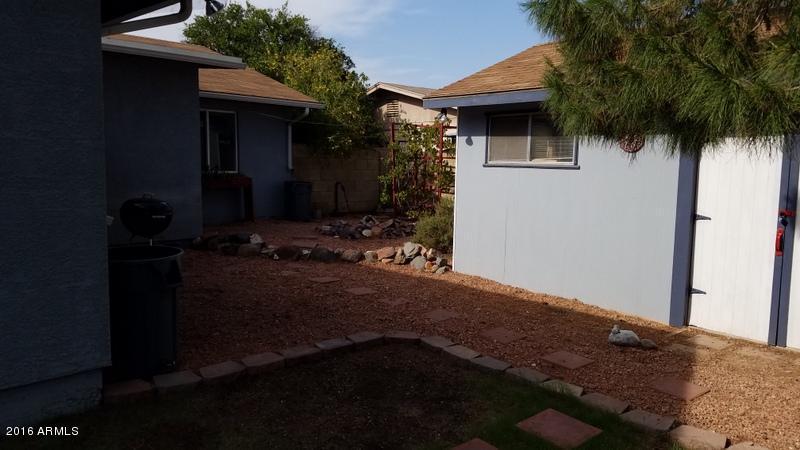 3453 E Laurel Ln, Phoenix, AZ 85028 photo 10