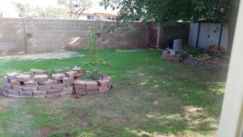 3453 E Laurel Ln, Phoenix, AZ 85028 photo 11