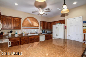 4080 E Narrowleaf Dr, Gilbert, AZ 85298 photo 9