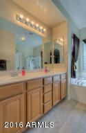 995 E Blue Spruce Ln, Gilbert, AZ 85298 photo 16