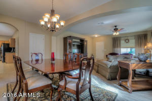 995 E Blue Spruce Ln, Gilbert, AZ 85298 photo 5