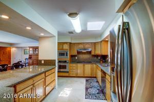 3727 E Piccadilly Rd, Phoenix, AZ 85018 photo 13
