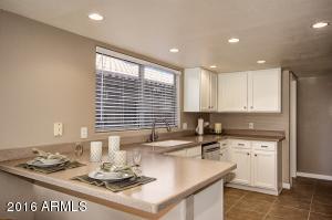 3928 E Wescott Dr, Phoenix, AZ 85050 photo 4