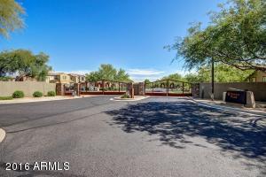 3944 E Cat Balue Dr, Phoenix, AZ 85050 photo 1