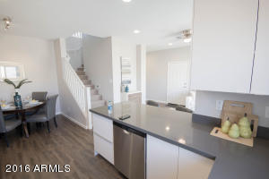 1728 E Ocotillo Rd, Phoenix, AZ 85016 photo 8