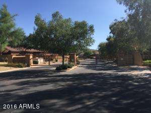 7025 S Golfside Ln, Phoenix, AZ 85042 photo 4