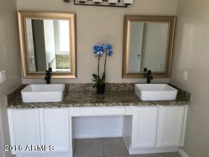 4760 E Mountain Sage Dr, Phoenix, AZ 85044 photo 1